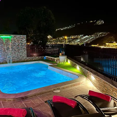Villa Puerto Rico In Front Of The Shopping Center With Private Heated Saltwater Pool With Jacuzzi & Arcade Games & T Able Foot Ball Exterior photo